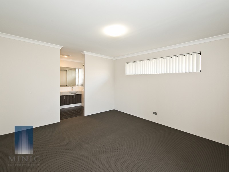 11 Horrocks Road, Byford WA 6122