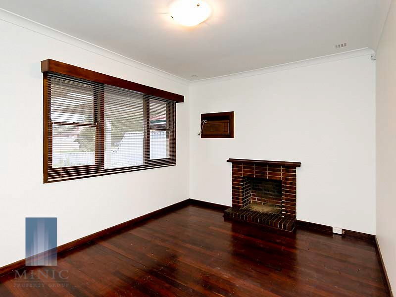 54 Hopkinson Way, Wilson WA 6107