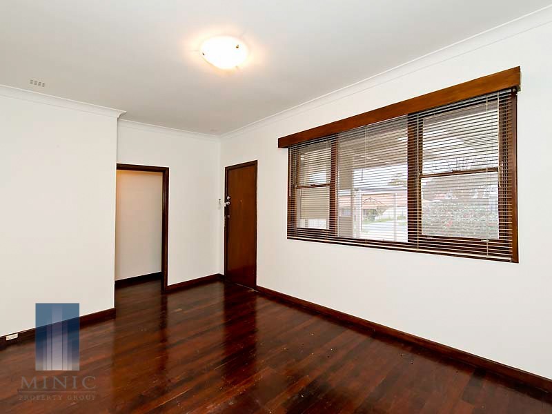 54 Hopkinson Way, Wilson WA 6107