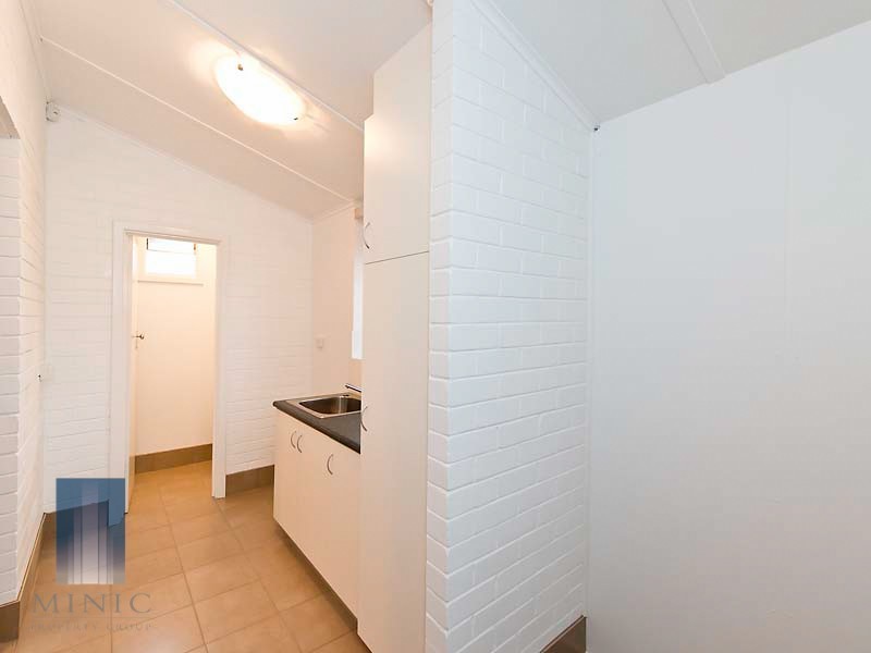 54 Hopkinson Way, Wilson WA 6107