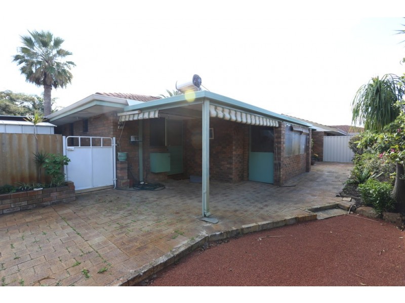 2 Thurles Court, Waterford WA 6152