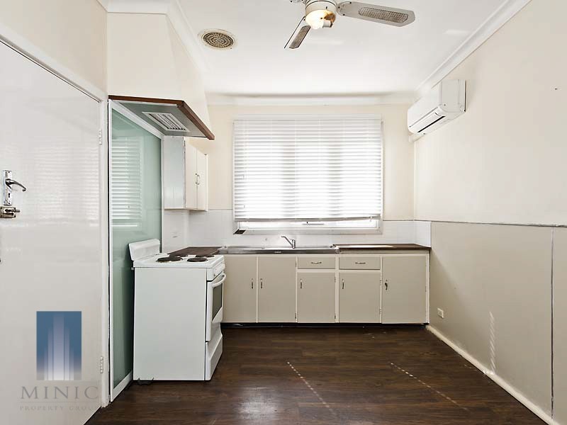 21 Teaguer Street, Wilson WA 6107