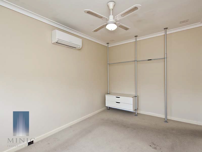 21 Teaguer Street, Wilson WA 6107