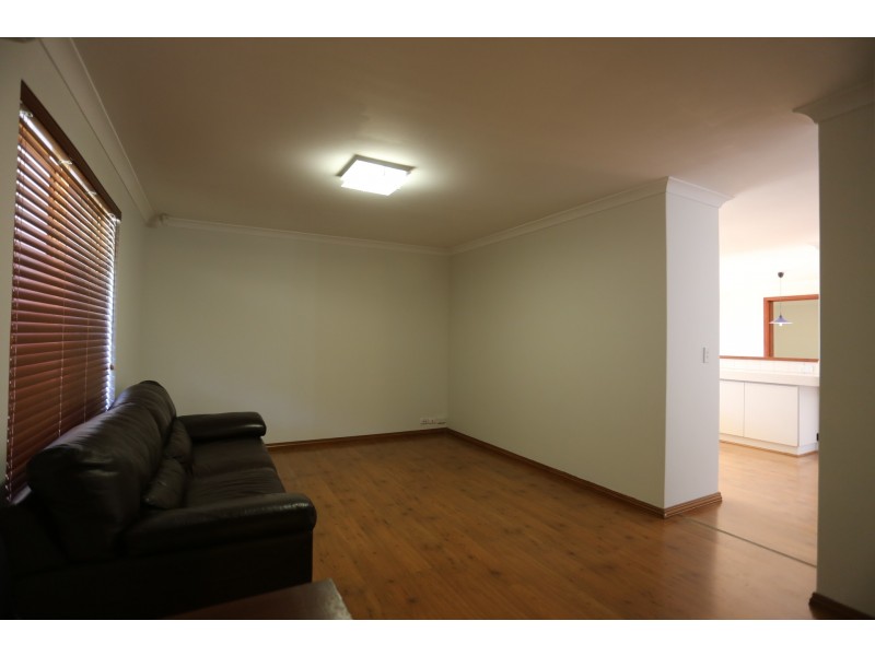 3 Mercy Mews, Queens Park WA 6107