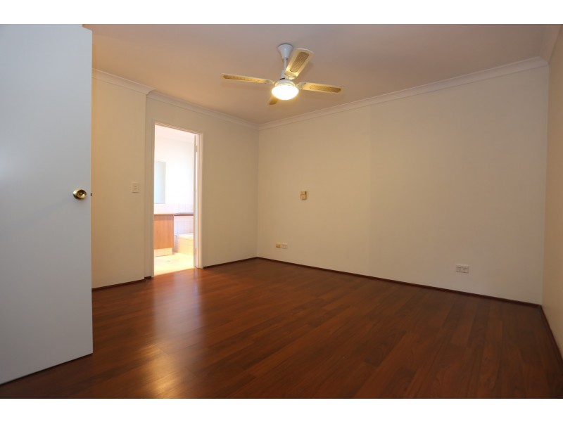 3 Mercy Mews, Queens Park WA 6107