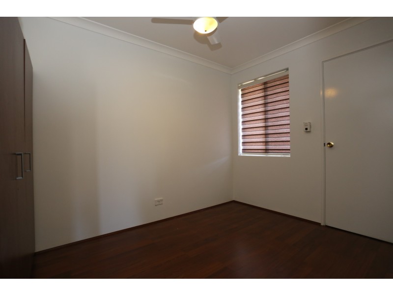 3 Mercy Mews, Queens Park WA 6107