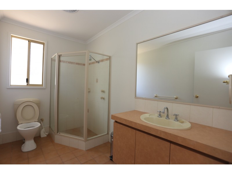 3 Mercy Mews, Queens Park WA 6107