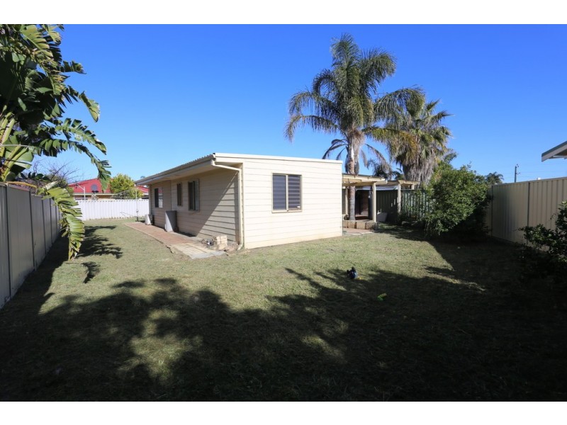 3 Mercy Mews, Queens Park WA 6107