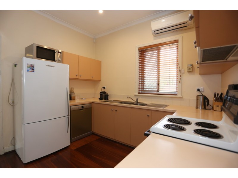 83 Manning Road, Manning WA 6152