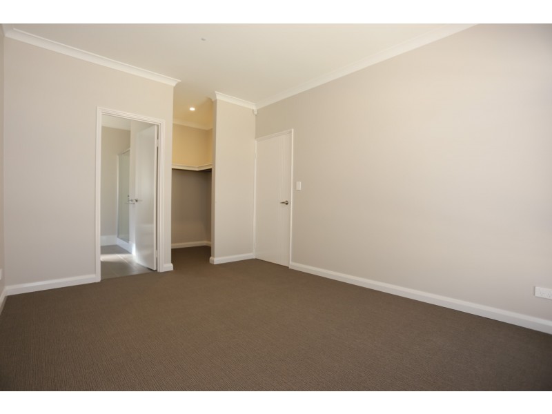 5 Principal Crescent, Coolbellup WA 6163