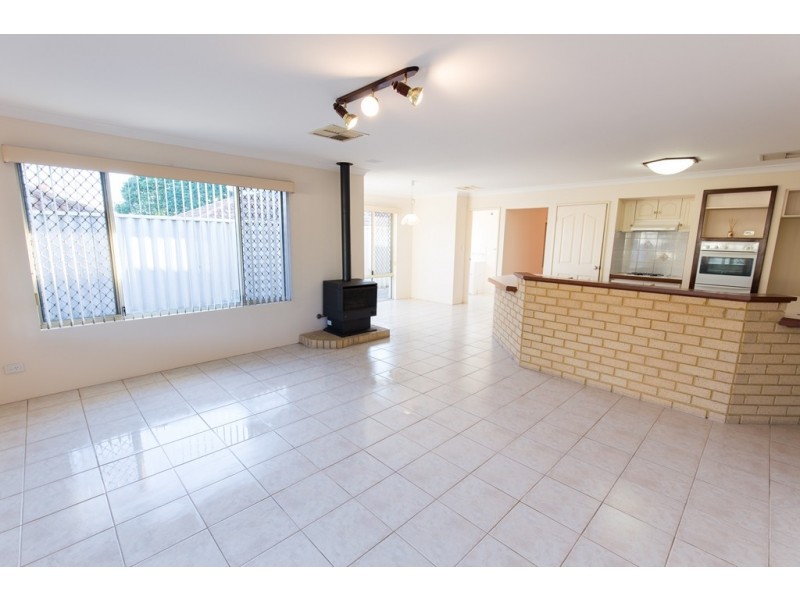 16 Page Avenue, Bentley WA 6102