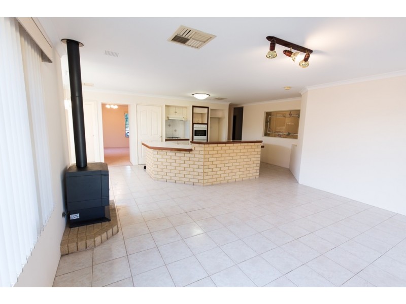 16 Page Avenue, Bentley WA 6102