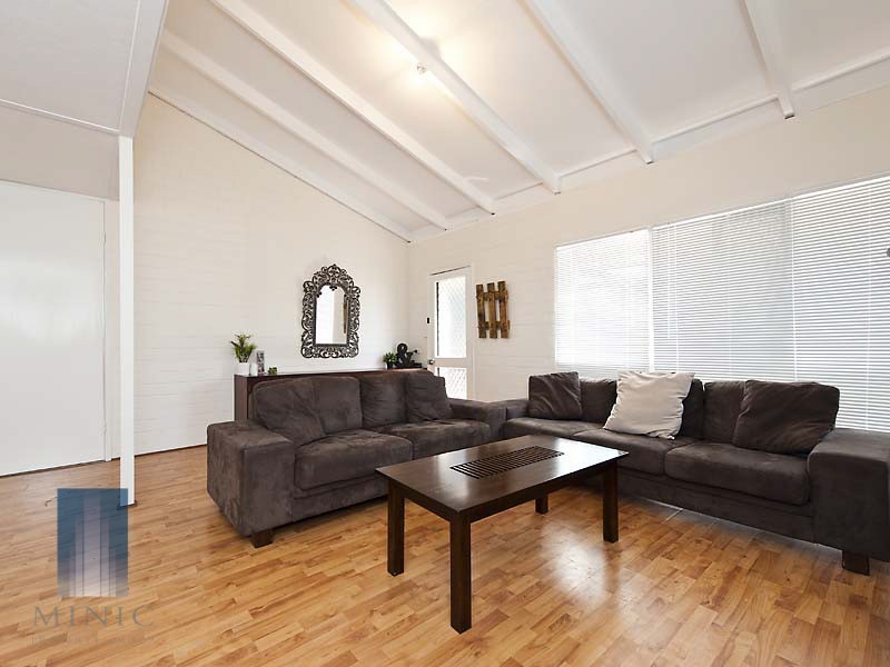 3 Chamberlain Road, Rivervale WA 6103