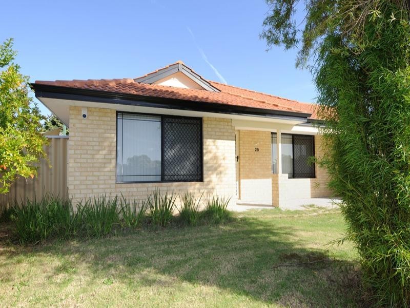 25 Petrel Close, Wilson WA 6107