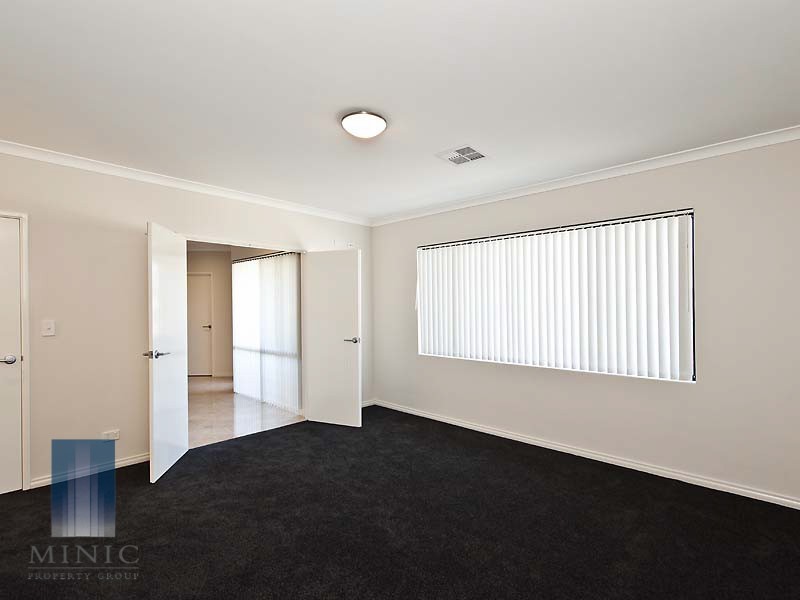 14 Tricia Court, Shelley WA 6148