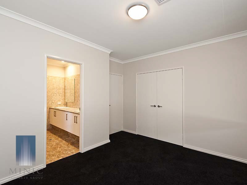 14 Tricia Court, Shelley WA 6148