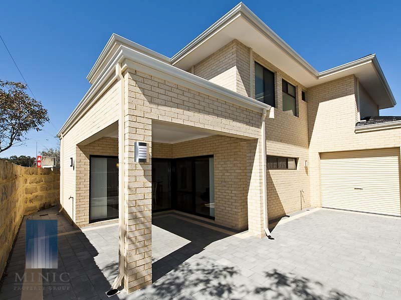 14 Tricia Court, Shelley WA 6148