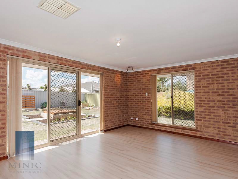 32 Envall Way, Leeming WA 6149