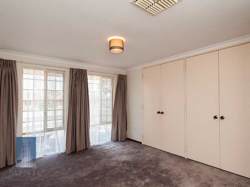 32 Envall Way, Leeming WA 6149