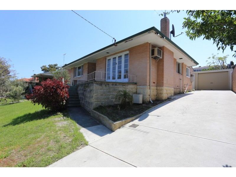 82 Arkwell Street, Willagee WA 6156