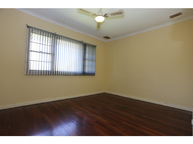 82 Arkwell Street, Willagee WA 6156