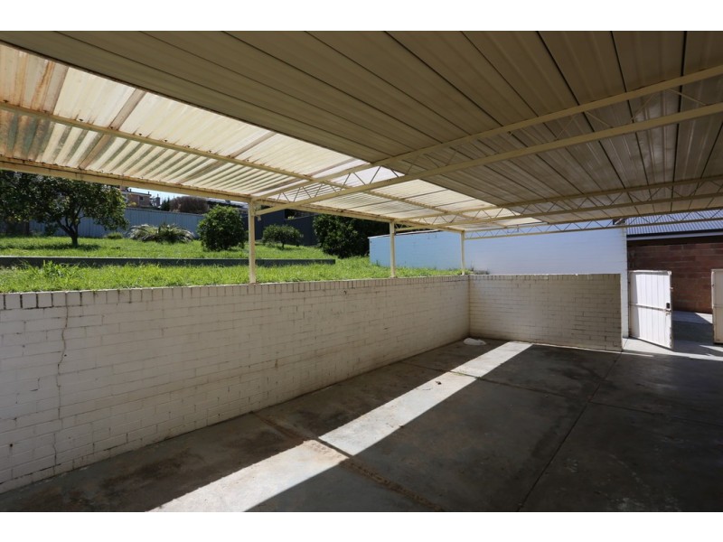 82 Arkwell Street, Willagee WA 6156