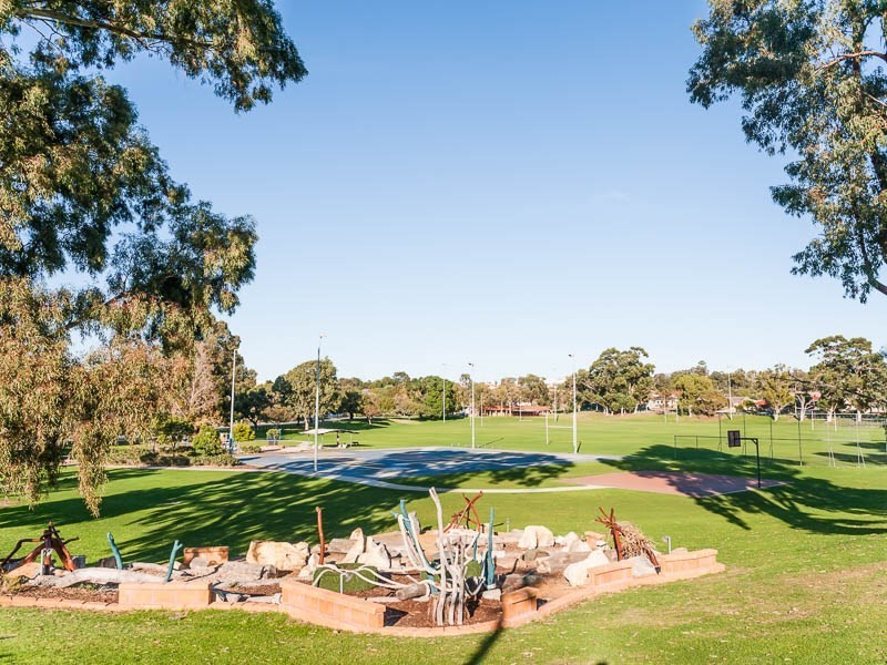 82 Arkwell Street, Willagee WA 6156