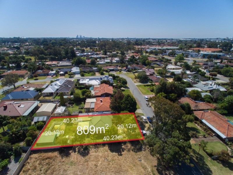 10 Langham Gardens, Wilson WA 6107