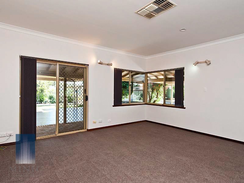 3 Machin Place, Beckenham WA 6107