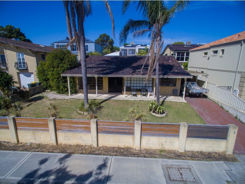 18 Canning Parade, Como WA 6152