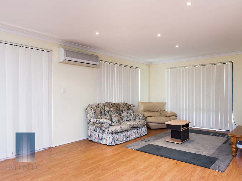 61 Chelmsford Avenue, Port Kennedy WA 6172