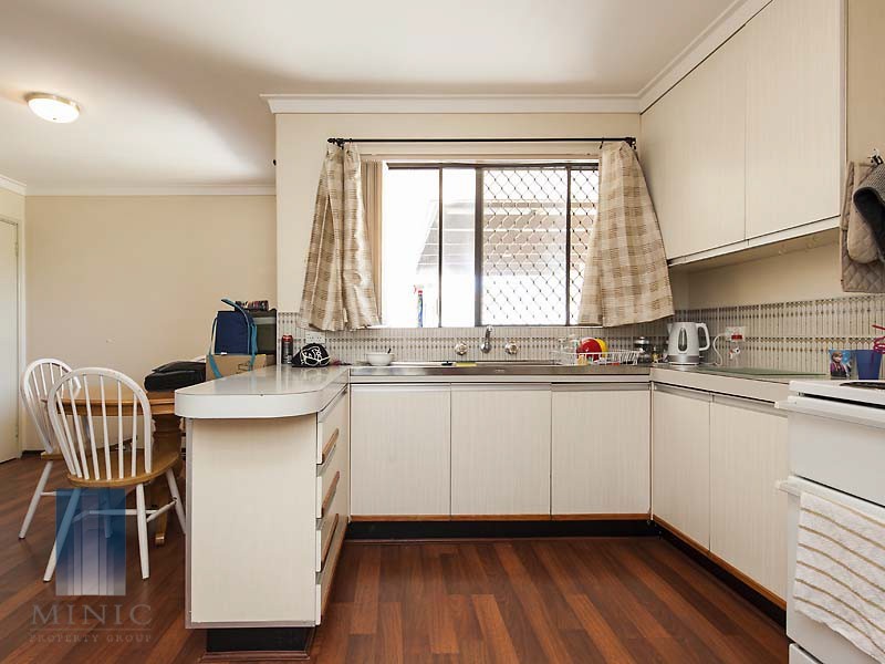 11 Tobin Way, Cooloongup WA 6168
