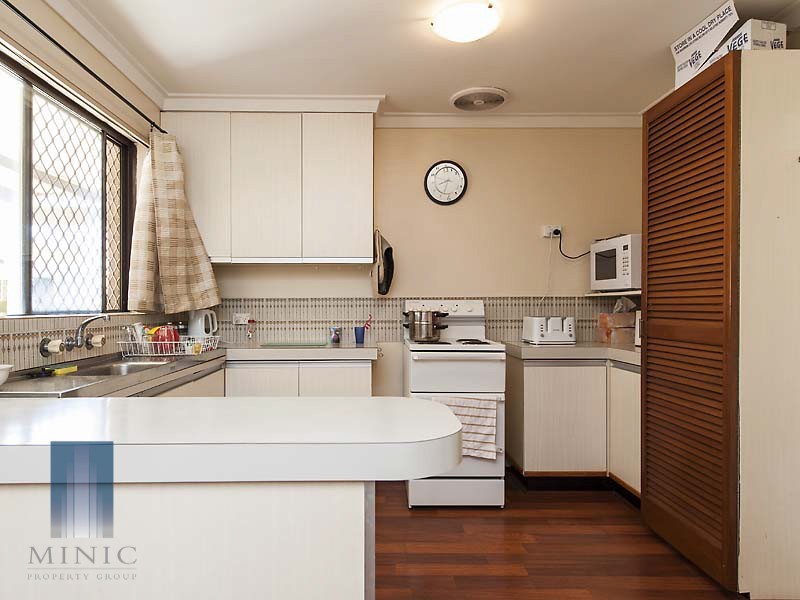 11 Tobin Way, Cooloongup WA 6168