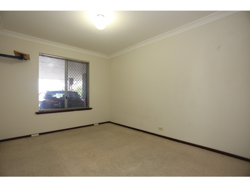 6 Dalton Place, Wilson WA 6107