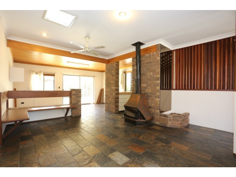 2 Otter Court, Willetton WA 6155