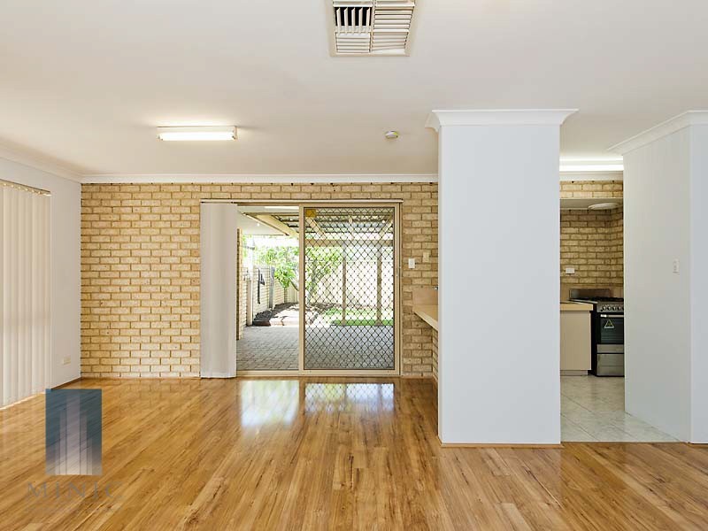 11 Fellbridge Way, Langford WA 6147