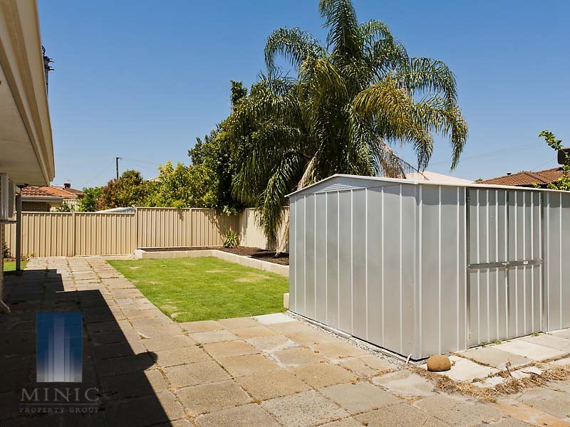 11 Fellbridge Way, Langford WA 6147