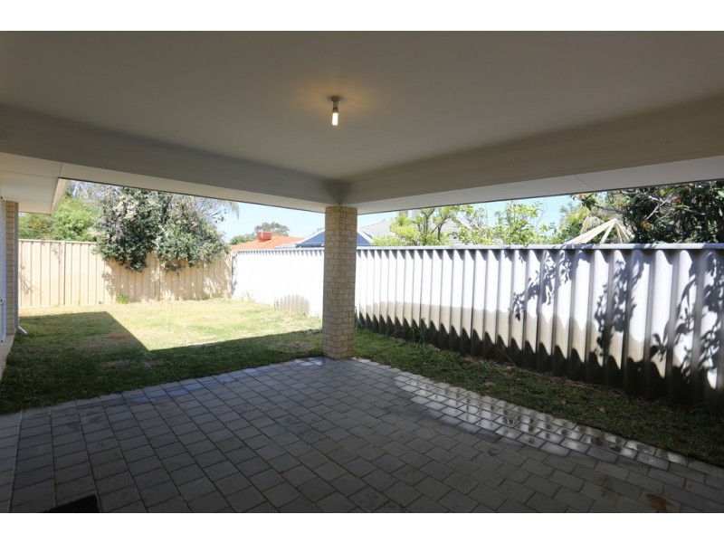 5 MALE COURT, Winthrop WA 6150