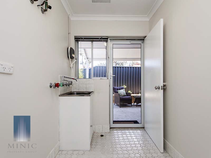 58B Leonard Street, Victoria Park WA 6100