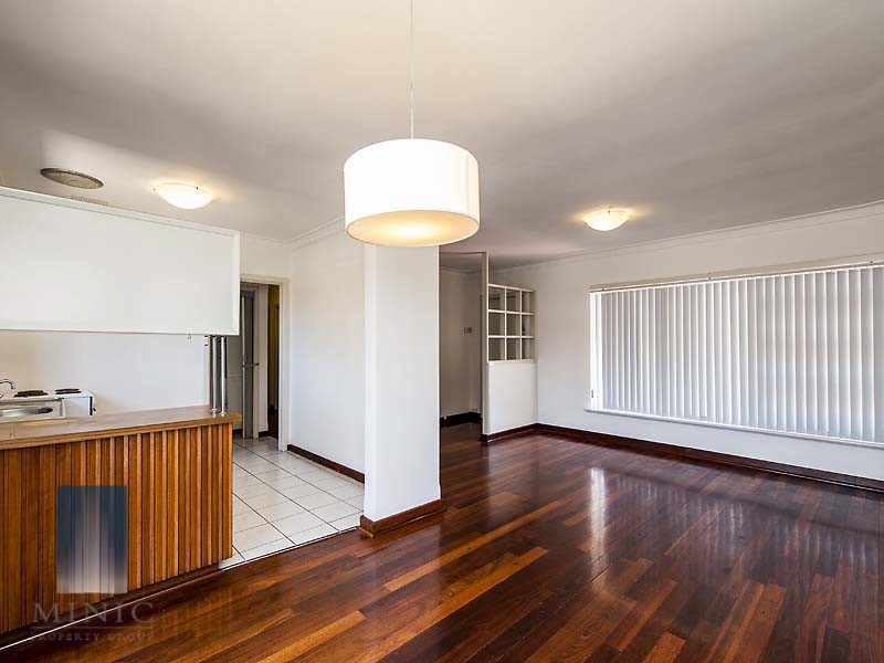 1/117 Mills Street, Queens Park WA 6107