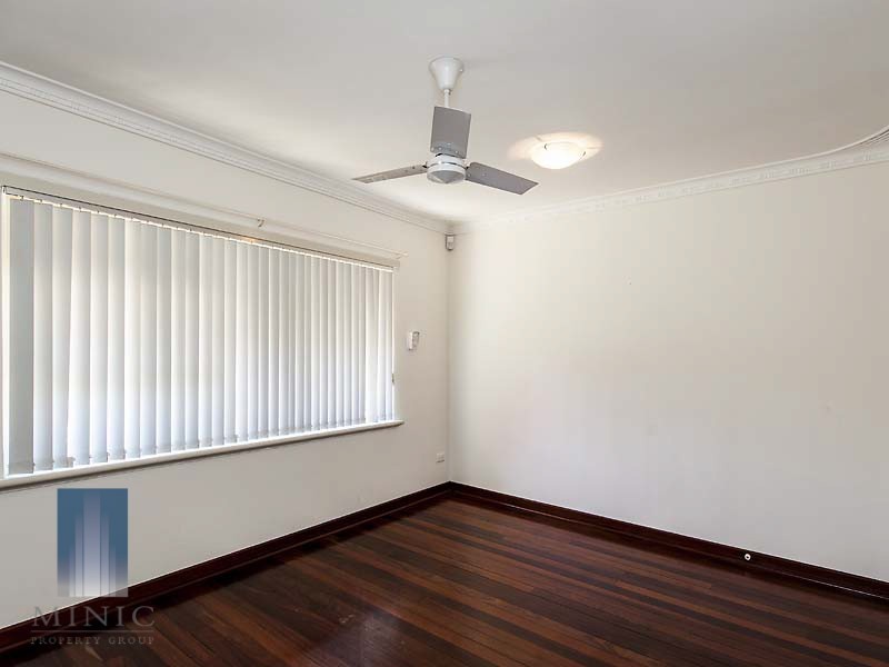 1/117 Mills Street, Queens Park WA 6107