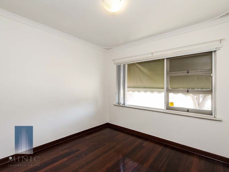 1/117 Mills Street, Queens Park WA 6107