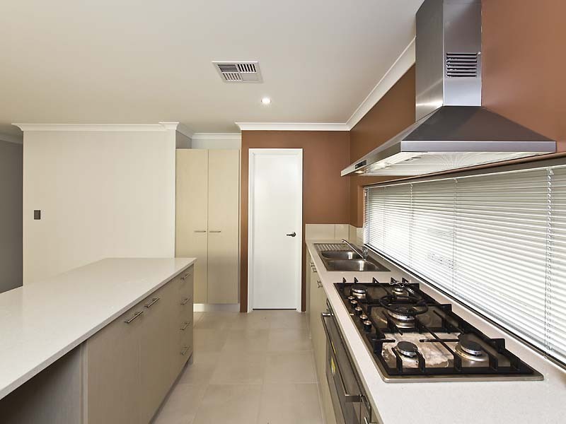 139A Tribute Street East, Riverton WA 6148