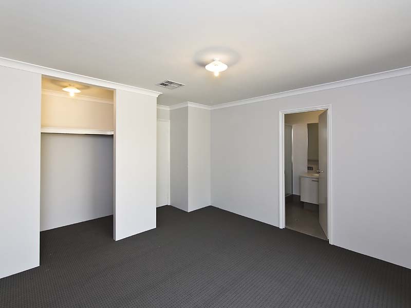 139A Tribute Street East, Riverton WA 6148