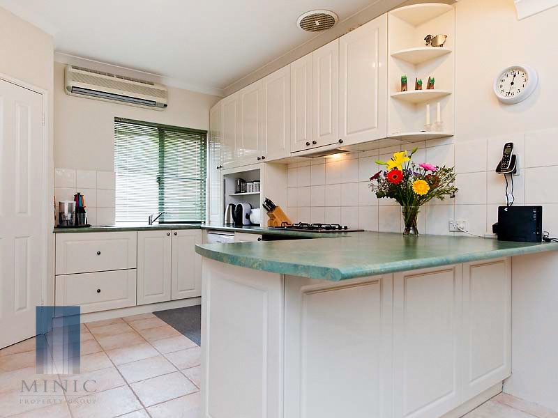 15B Craigie Crescent, Manning WA 6152