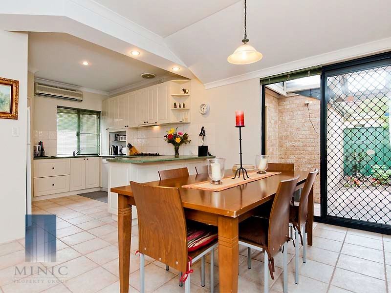 15B Craigie Crescent, Manning WA 6152