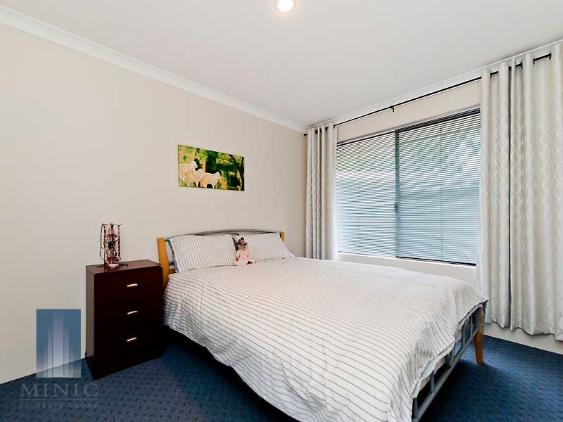 15B Craigie Crescent, Manning WA 6152