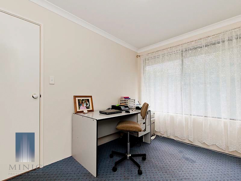 15B Craigie Crescent, Manning WA 6152