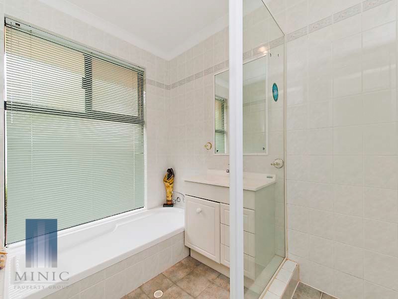 15B Craigie Crescent, Manning WA 6152