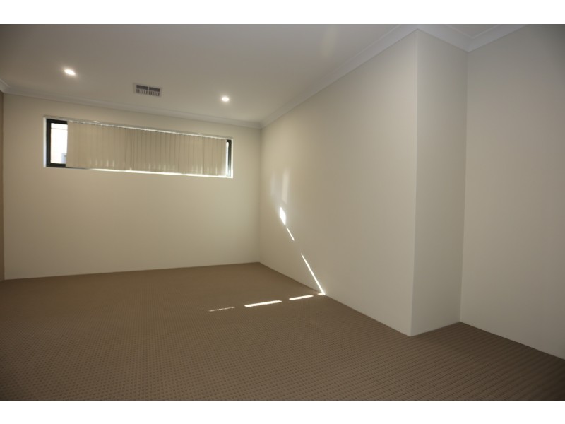 22 Elderflower Street, Banjup WA 6164